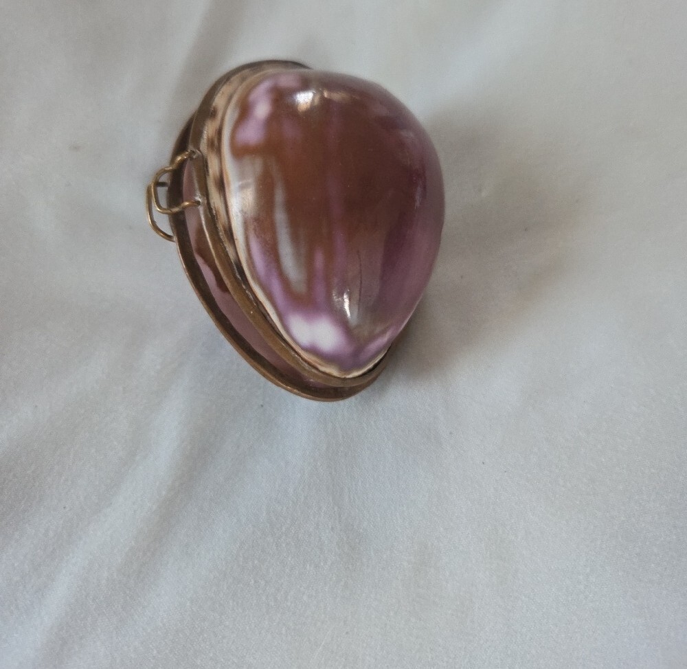 Purple Vintage Shell Coin Brass Purse - Picture 2 of 7